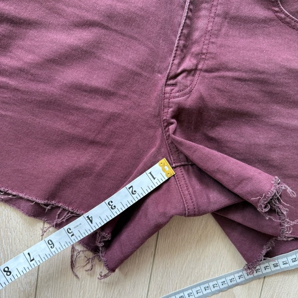 American Eagle High Rise Shortie Super Stretch Shorts in Burgundy Women’s Size 8 - Picture 5 of 9